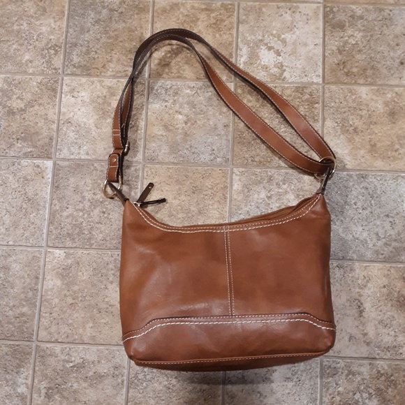 B.O.C. Born Concept Crossbody Bag. - Picture 7 of 8